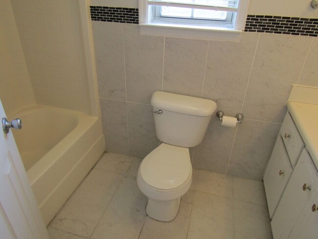 Building Photo - 1382 Coalition Cir