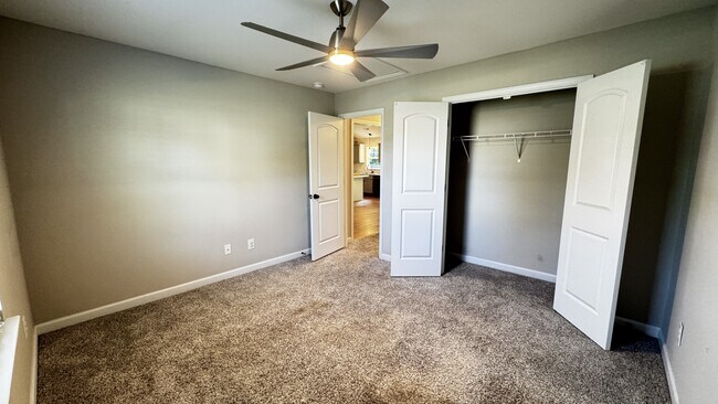 Building Photo - 225 Westfield Dr