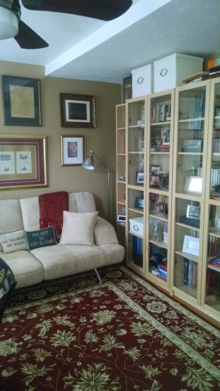 Building Photo - 211 W 8th St