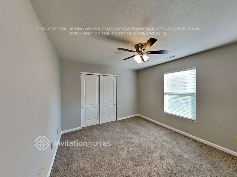 Building Photo - 952 Littleton Dr