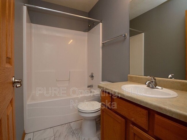 Building Photo - 6110 S 188th St