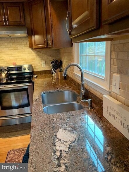 Building Photo - 7801 Morning Glen Ln