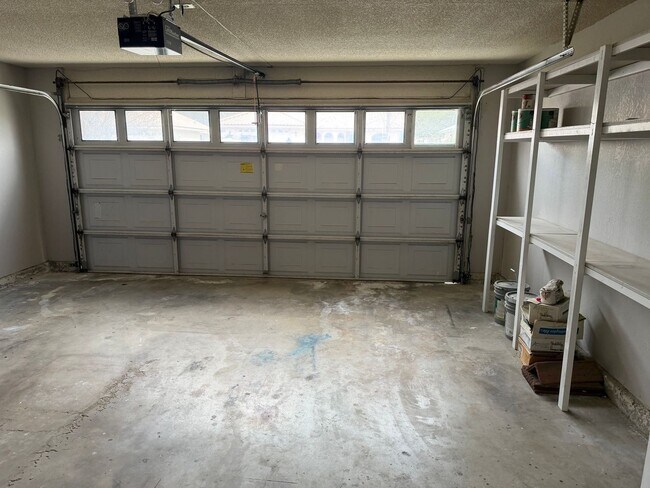 Building Photo - Charming 3 Bedroom, 2 Bath Rental Home