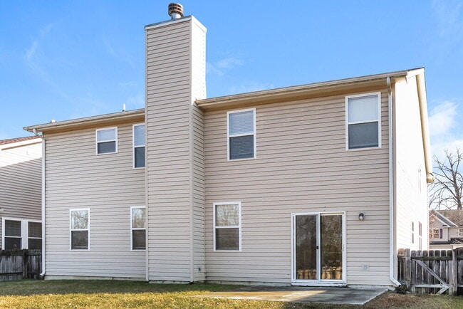 Building Photo - 5834 Long Lake Ln.