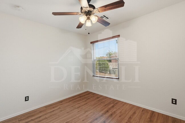 Building Photo - 9699 E Vendela St