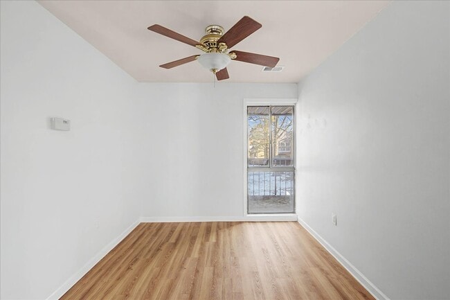 Building Photo - 66 Banner Ct