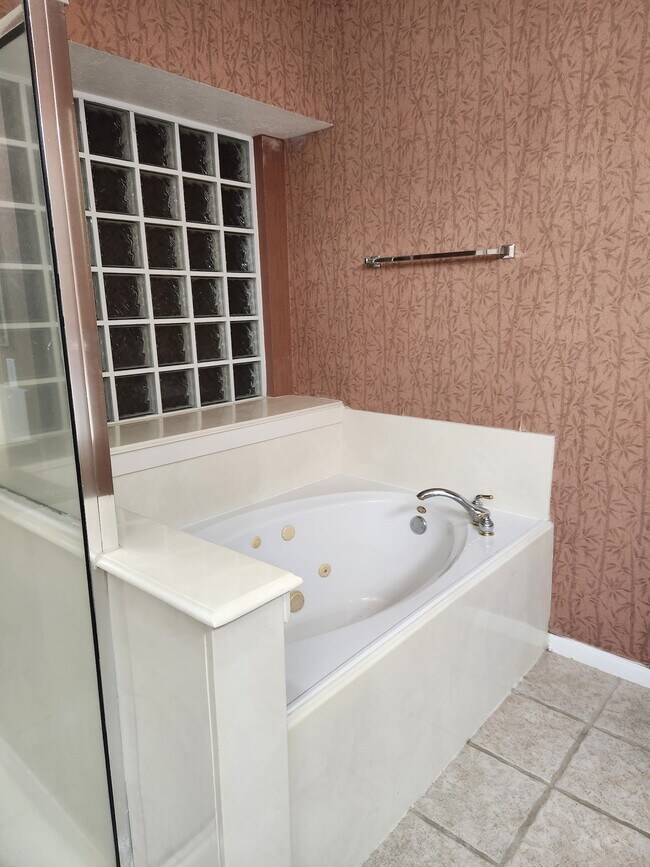 Building Photo - 18138 Delta Estates Ct