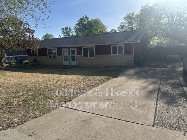 Building Photo - 540 Irish Dr