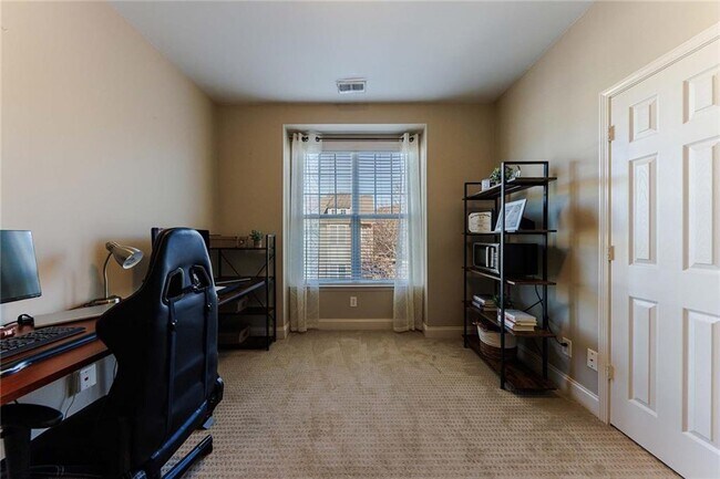 Building Photo - 2022 Cobblestone Cir NE