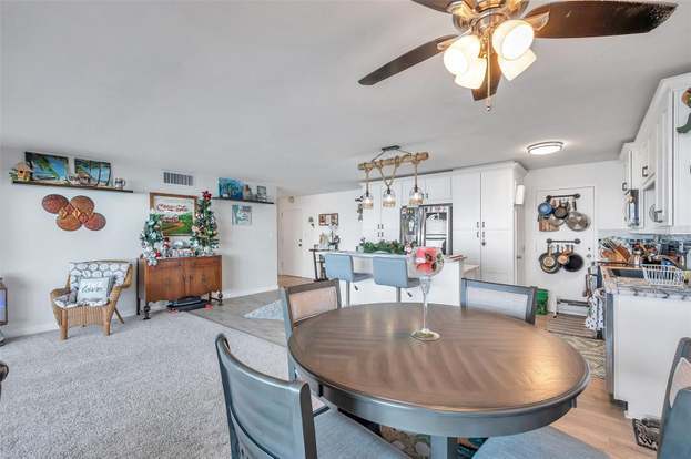 Building Photo - 7200 Sunshine Skyway Ln S