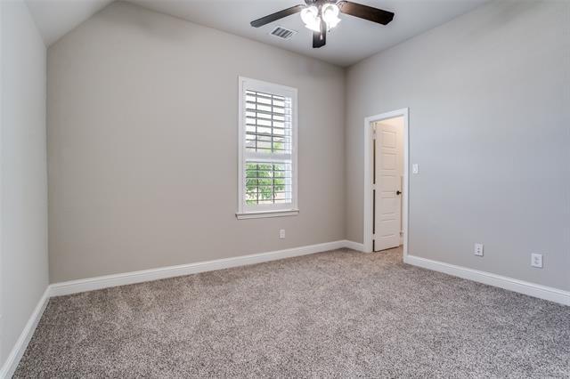 Building Photo - 1071 Jennala Dr