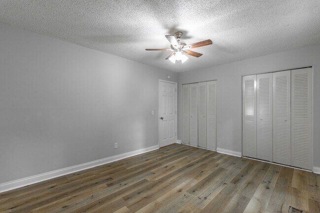 Building Photo - 6874 Beulah Dr