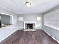Building Photo - 1753 Cherry Ave