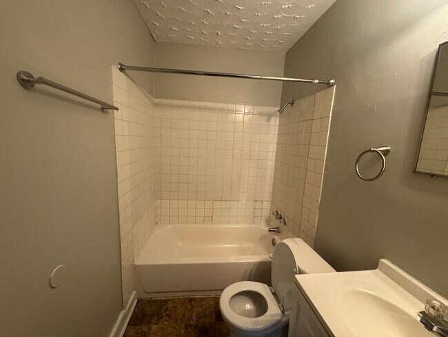 Building Photo - 1895 S Lauderdale St