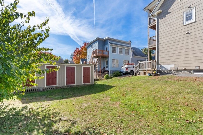 Building Photo - 74 Dartmouth St