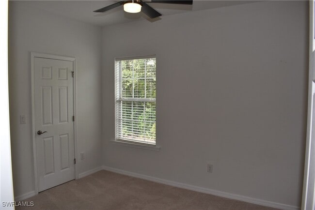 Building Photo - 23420 Alamanda Dr