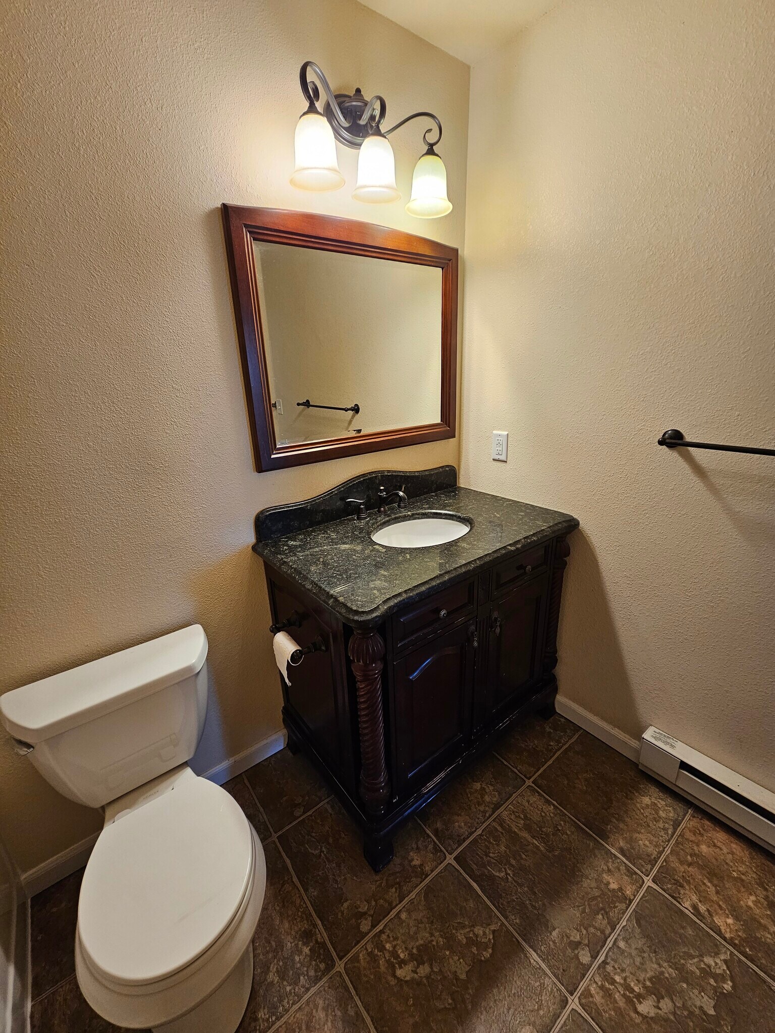 Building Photo - 2610 Gallery View Dr