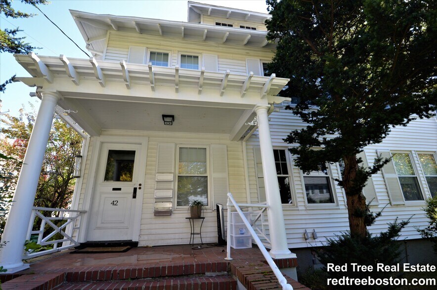 Primary Photo - 42 Crosby Rd