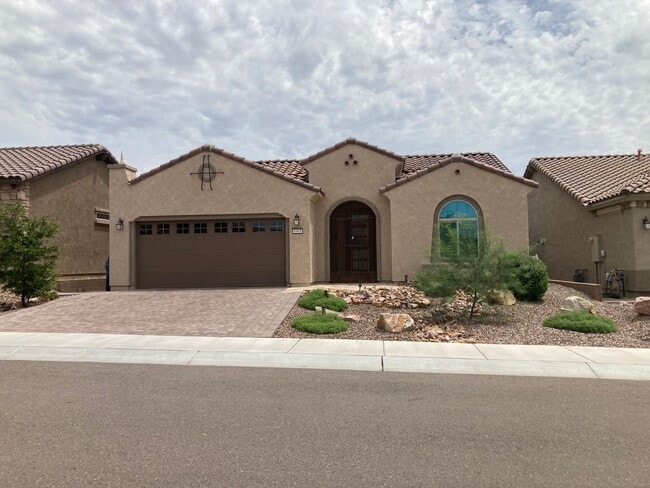 Building Photo - 55+ Furnished Short Term Dove Mountain Beauty