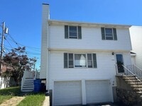 Building Photo - 238 Albion St