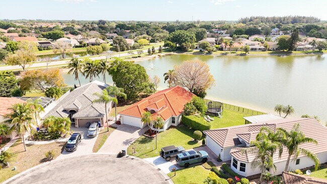 Building Photo - 10789 Barque Ct