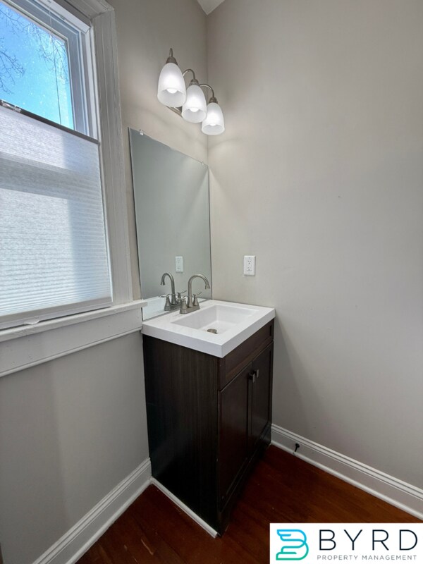 Building Photo - 3007 3rd Ave