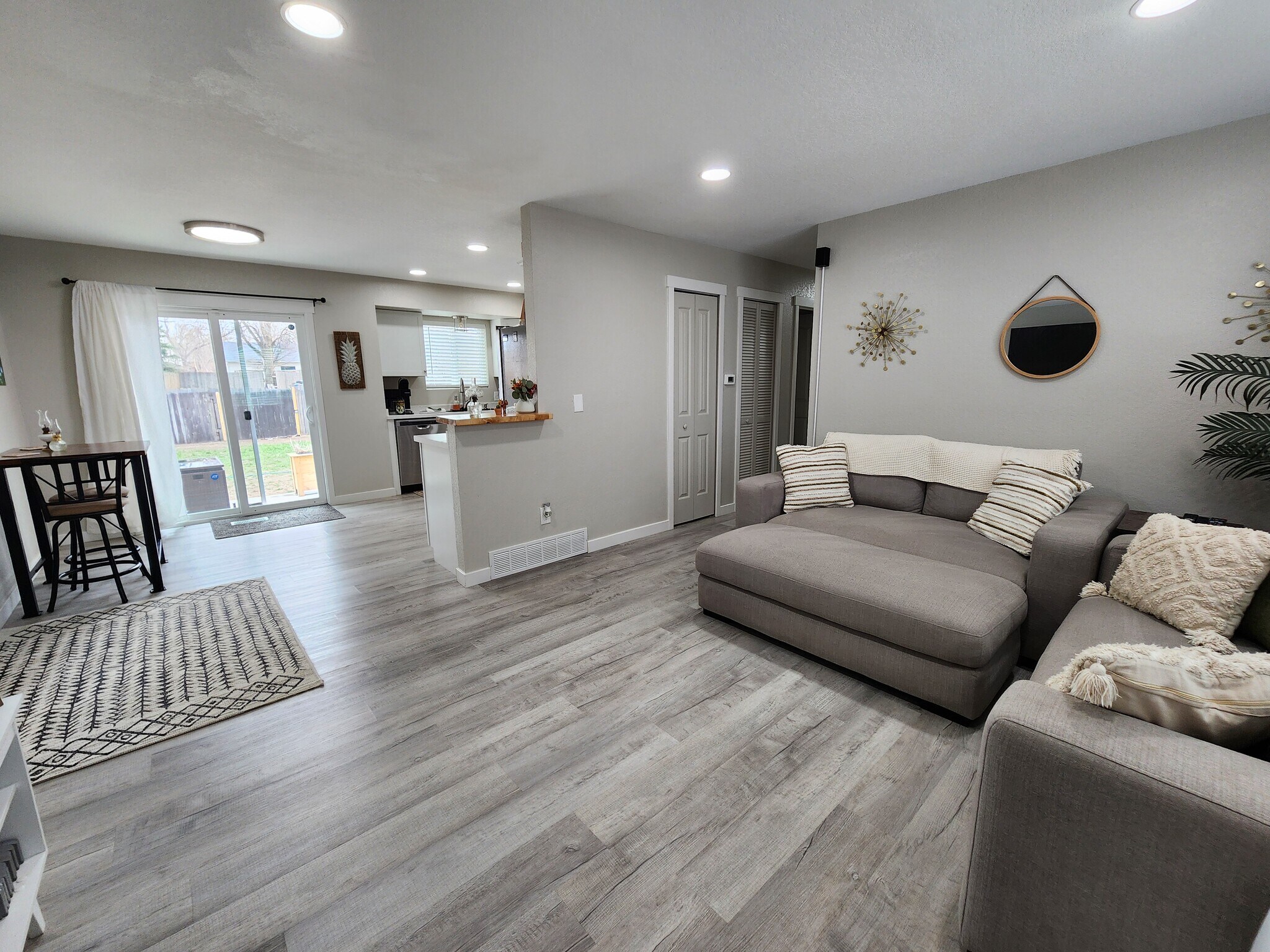 Building Photo - 4850 Hunters Run