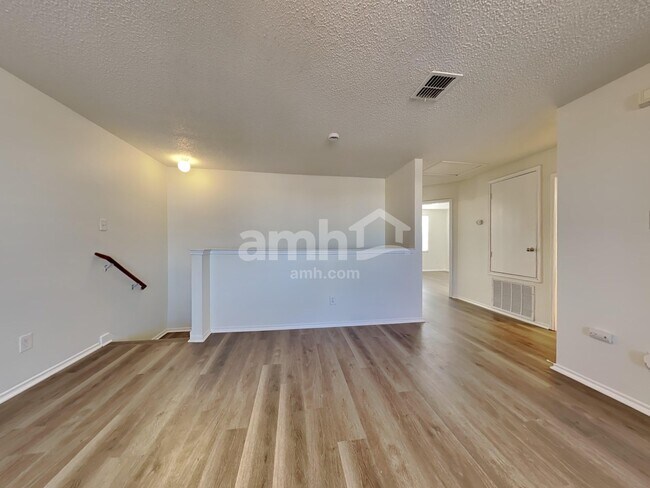 Building Photo - 3112 Amber Waves Ln