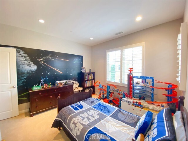 Building Photo - 103 Bianco