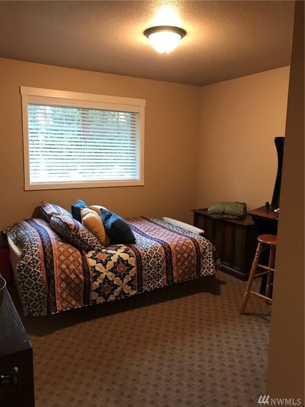 Building Photo - 3532 Hepburn St NE