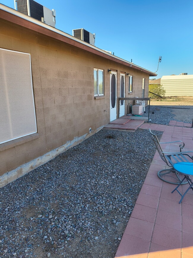 Building Photo - 10158 W Durango Cir