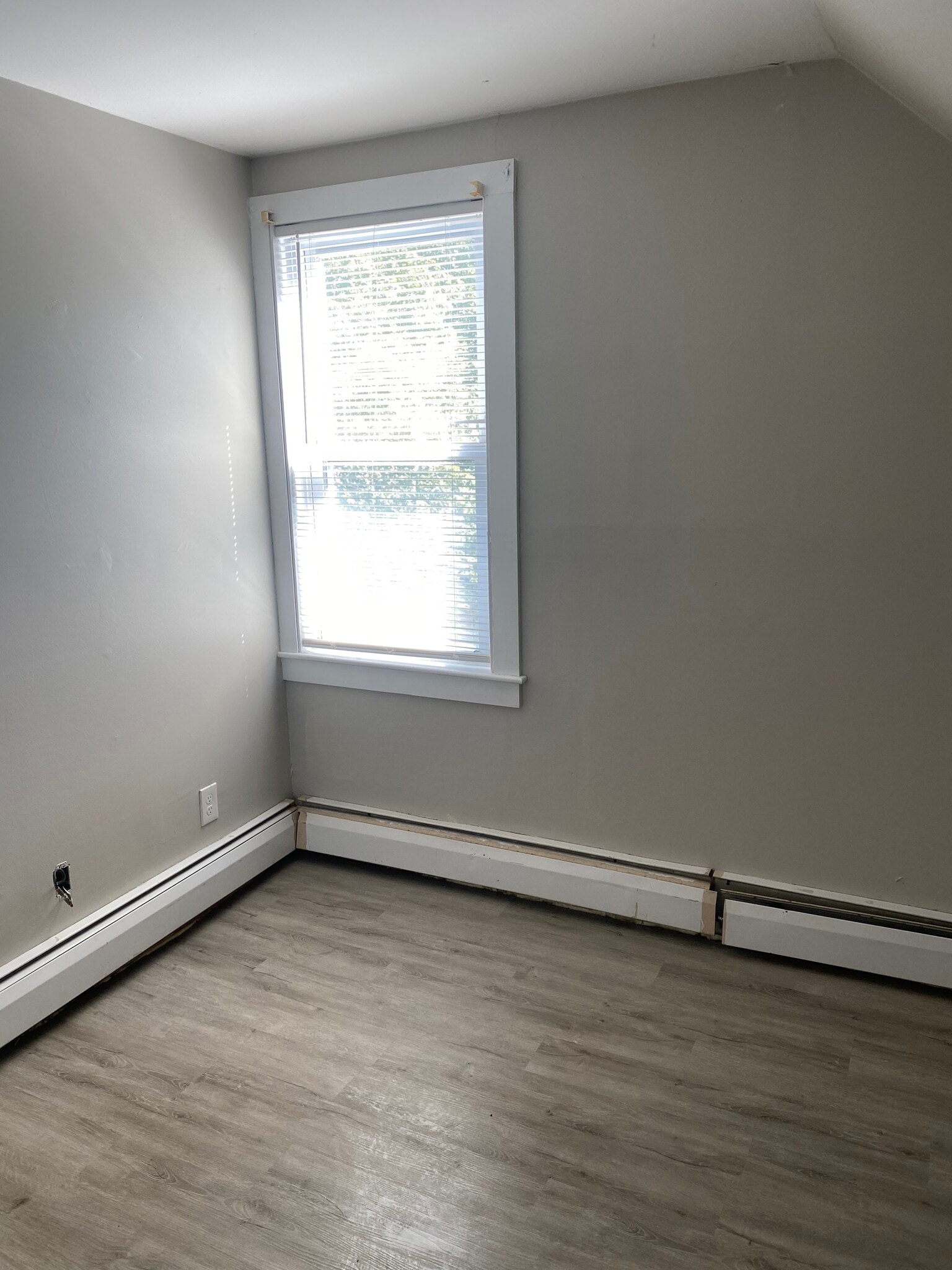 Building Photo - 11 Mumford Rd