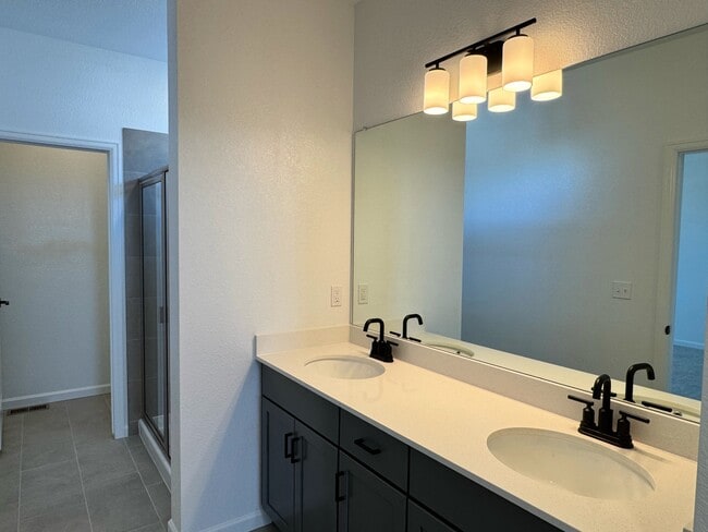 Building Photo - 5963 Sawdust Dr