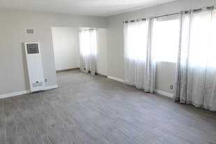 Building Photo - 3247 W Century Blvd