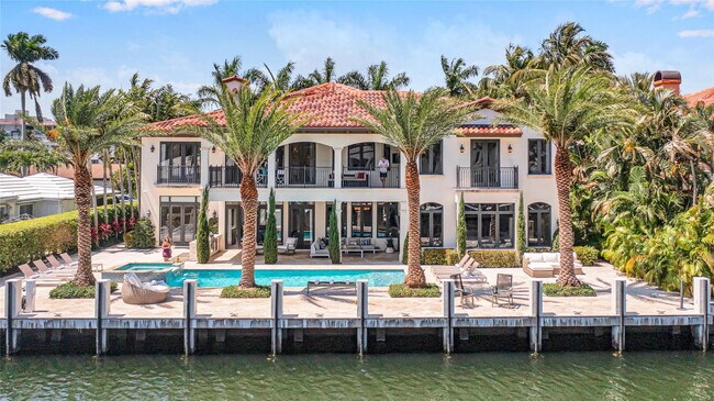 Primary Photo - 156 Fiesta Way