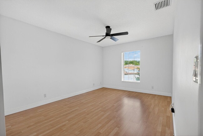 Building Photo - 7004 Galleon Cove Cir