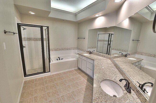 Building Photo - 13703 Clareton Ln