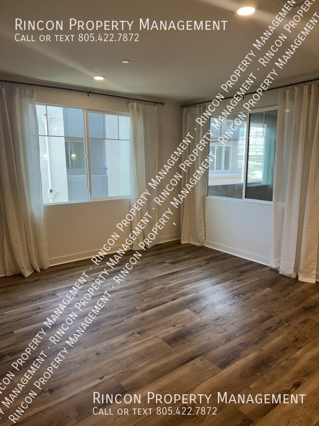 Building Photo - $500 off the First Months Rent! Modern 2-B...