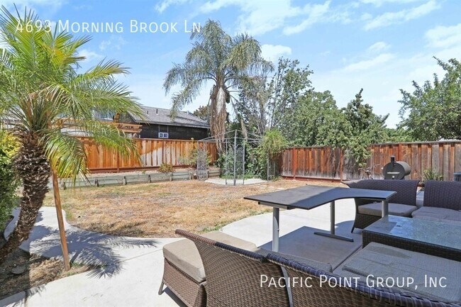 Building Photo - 4693 Morning Brook Ln