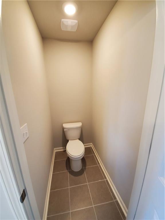 Building Photo - 763 Woodstock Grove Dr