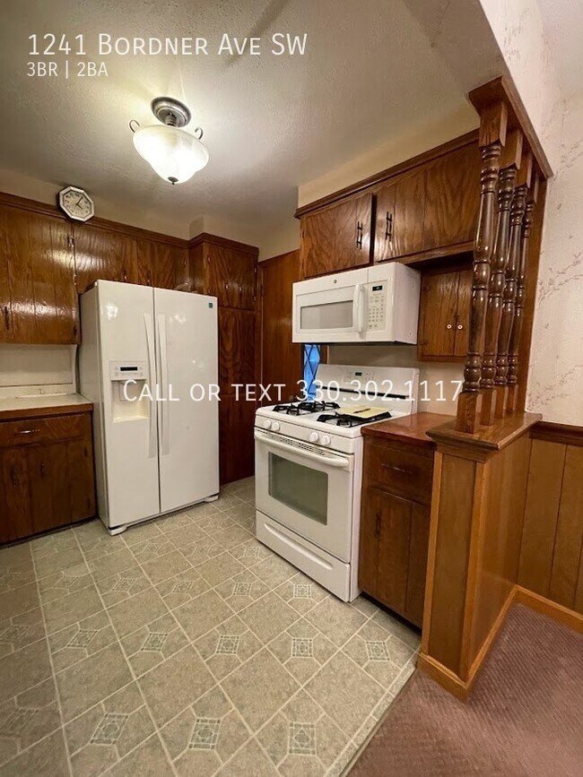Building Photo - 1241 Bordner Ave SW