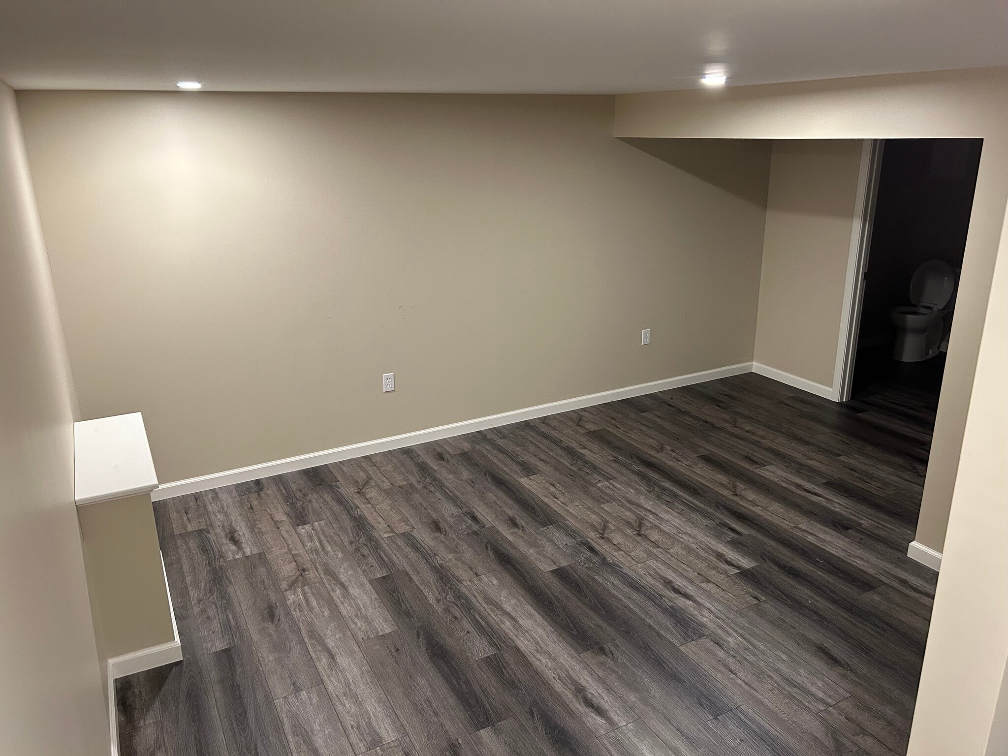 Bonus Room - 406 Hickory Cir