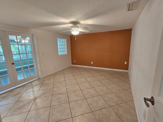 Building Photo - 7313 Hatteras Dr