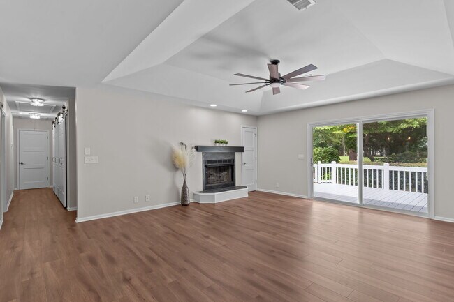 Building Photo - 3303 Marsh View Dr