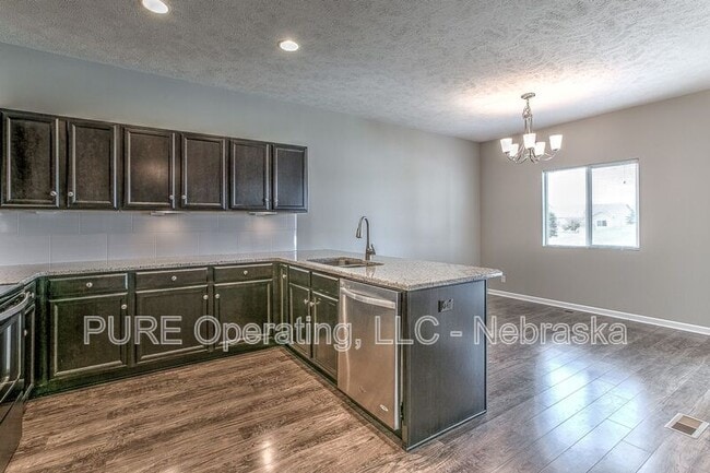 Building Photo - 16513 Heather St