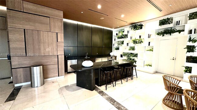 Building Photo - 55 SW 9th St