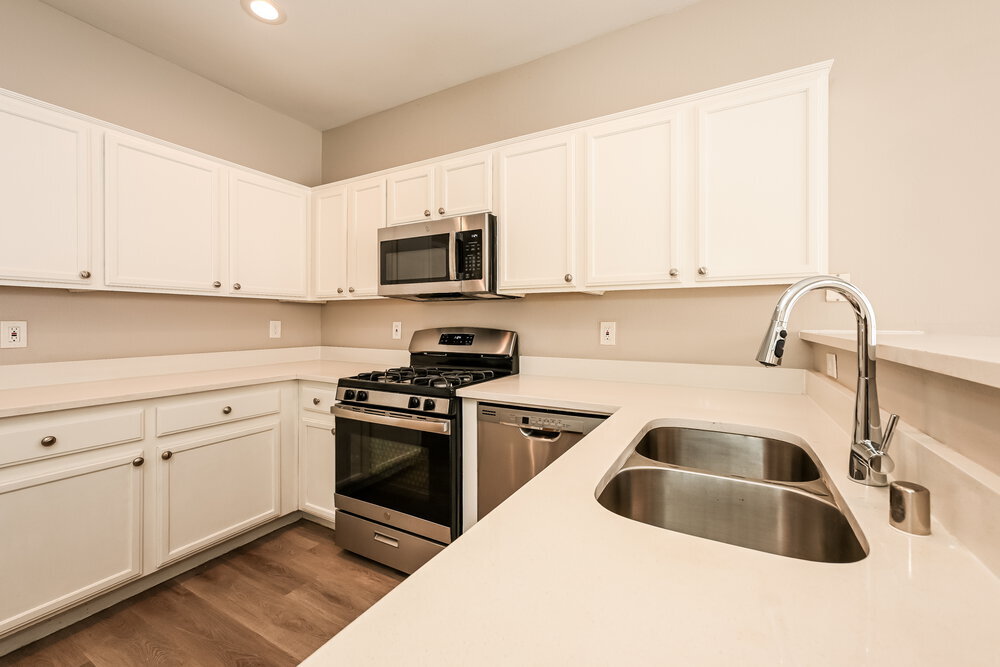 Building Photo - 5864 Cape Hatteras Ct