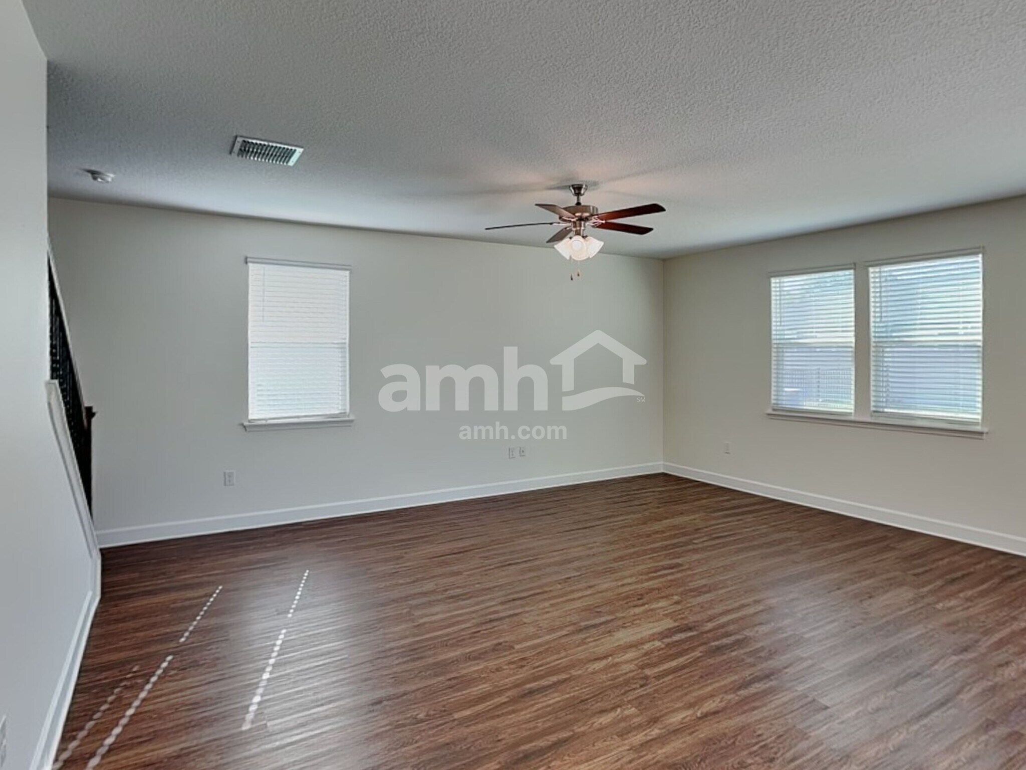 Building Photo - 5904 Hampton Creek Rd