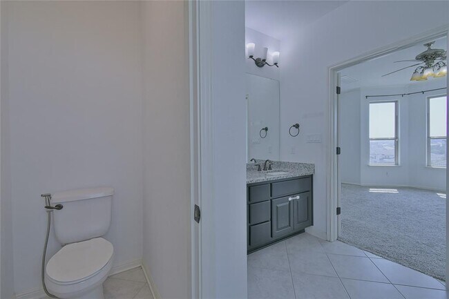Building Photo - 1413 Castalo Ln