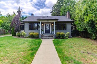 Building Photo - 4Bd/2.75Ba Seattle House